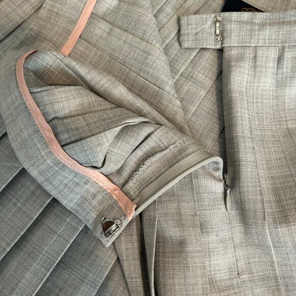 Brooks Brothers women's accordion pleated light gray wool skirt size 14 - Picture 3 of 6